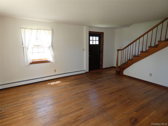 1 Bridge Street, Wallkill, NY 12589