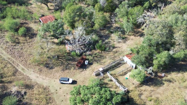 3514 Highway 90, Glidden, TX 78943