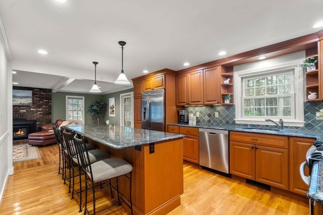55 Maynard Farm Rd, Sudbury, MA 01776