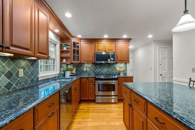 55 Maynard Farm Rd, Sudbury, MA 01776