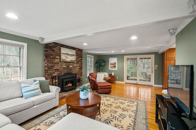 55 Maynard Farm Rd, Sudbury, MA 01776