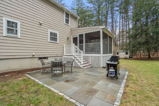 55 Maynard Farm Rd, Sudbury, MA 01776