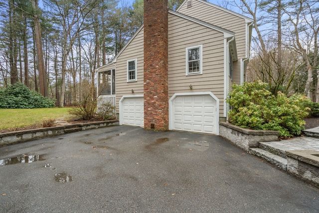 55 Maynard Farm Rd, Sudbury, MA 01776