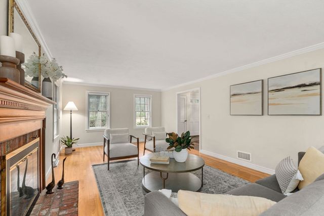 55 Maynard Farm Rd, Sudbury, MA 01776