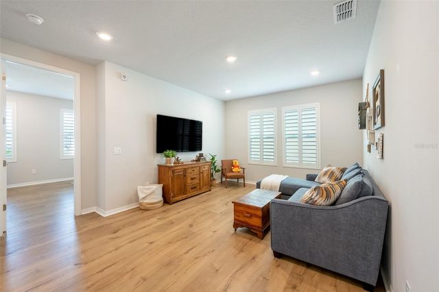 934 MCKINNON SQUARE, Winter Garden, FL 34787