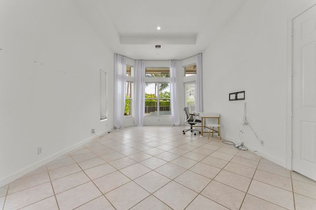 9641 Parkview Avenue, Boca Raton, FL 33428