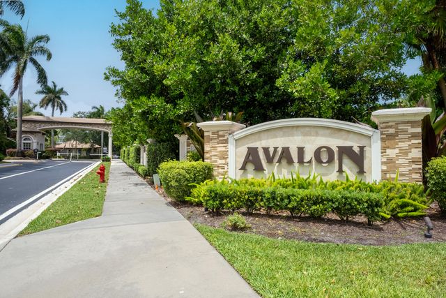 9641 Parkview Avenue, Boca Raton, FL 33428