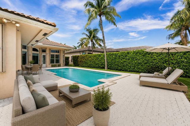 9641 Parkview Avenue, Boca Raton, FL 33428