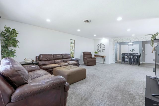 6620 Goodrich Road, Fort Wayne, IN 46804