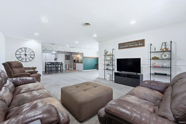 6620 Goodrich Road, Fort Wayne, IN 46804