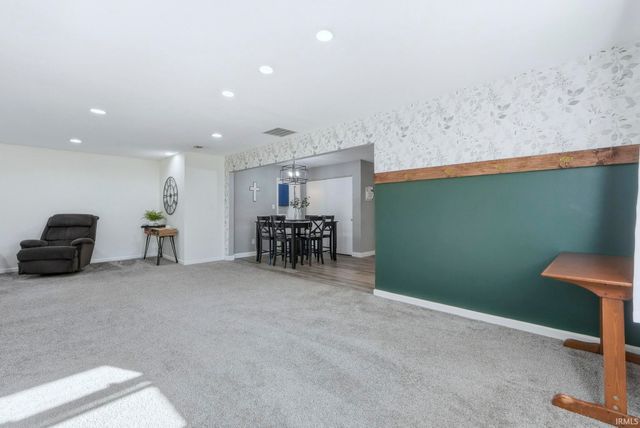 6620 Goodrich Road, Fort Wayne, IN 46804