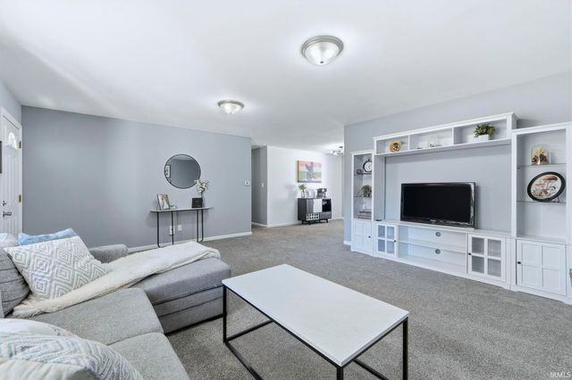 6620 Goodrich Road, Fort Wayne, IN 46804