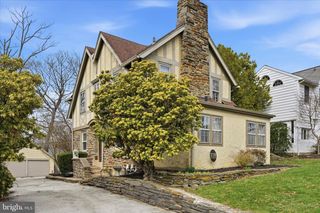 310 OLD FOREST RD, Wynnewood, PA 19096