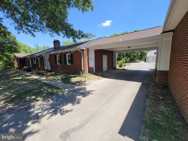 3736 MASSAPONAX CHURCH RD, Fredericksburg, VA 22408