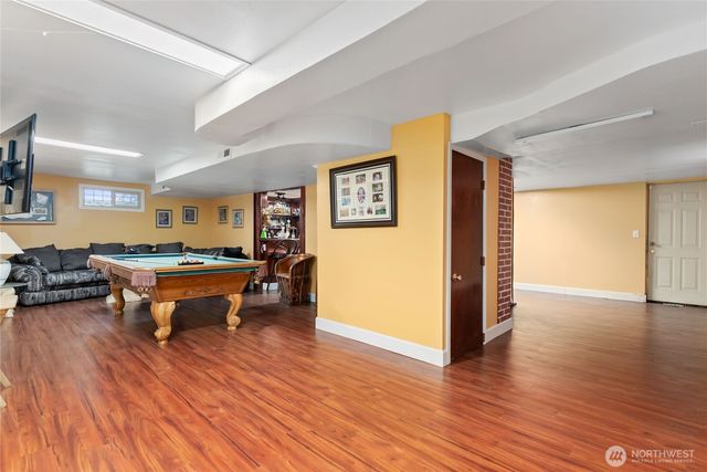 21304 SE 448th Street, Enumclaw, WA 98022
