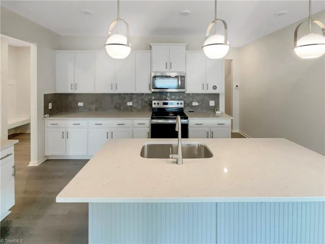 4023 Aster Point Court, Pfafftown, NC 27040