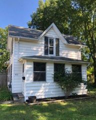 411 Robbins Street, Owosso, MI 48867