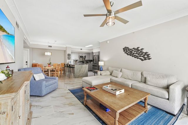 625 Casa Loma Boulevard 909, Boynton Beach, FL 33435