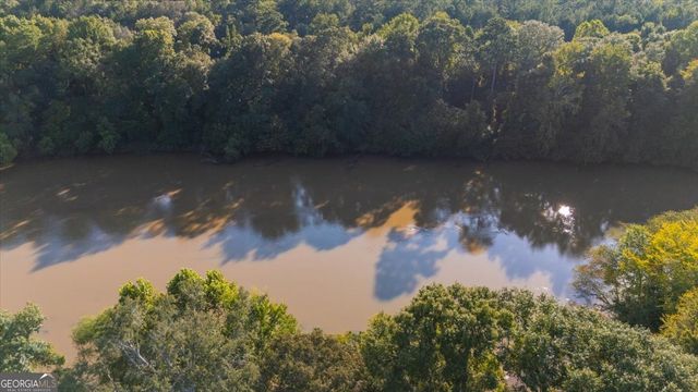 176 Tumbling Shoals Drive, Gray, GA 31032