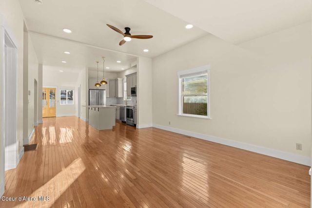 620 W River AVE, Coeur D'alene, ID 83814