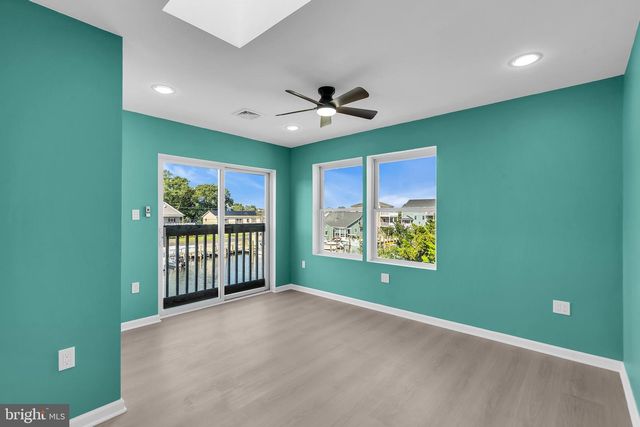 77 BALTIC AVE, Waretown, NJ 08758