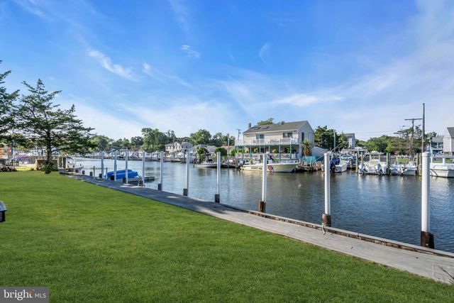77 BALTIC AVE, Waretown, NJ 08758