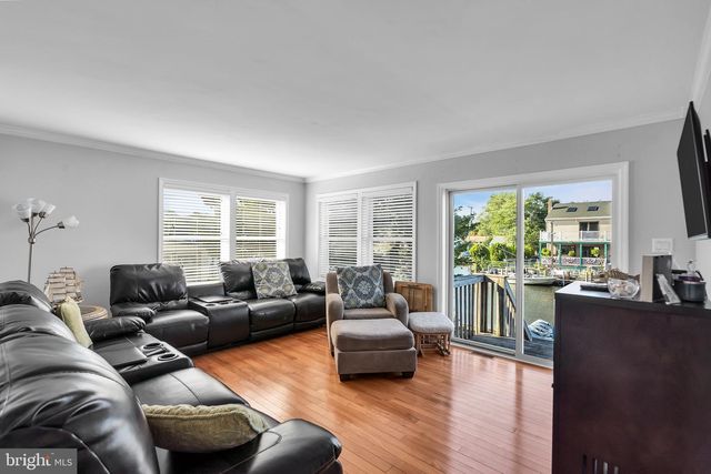 77 BALTIC AVE, Waretown, NJ 08758
