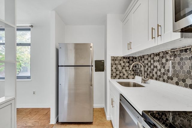 125 Trapelo Road 12, Belmont, MA 02478