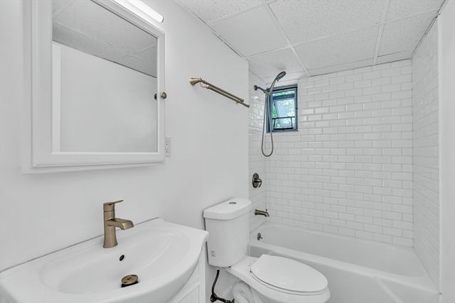 125 Trapelo Road 12, Belmont, MA 02478