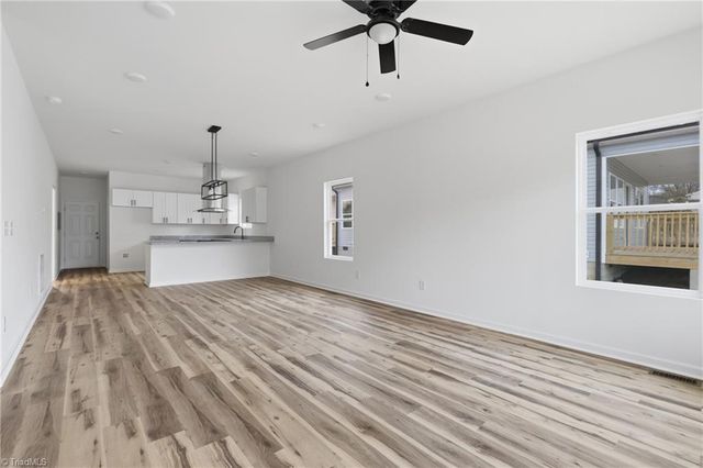 518 N Beaumont Avenue, Burlington, NC 27217