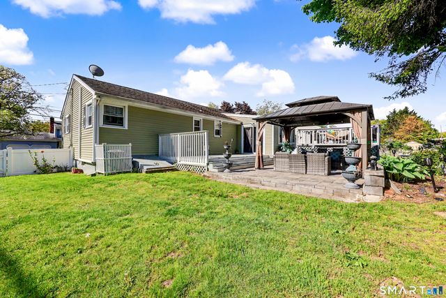 20 Post Oak Road, Stratford, CT 06614