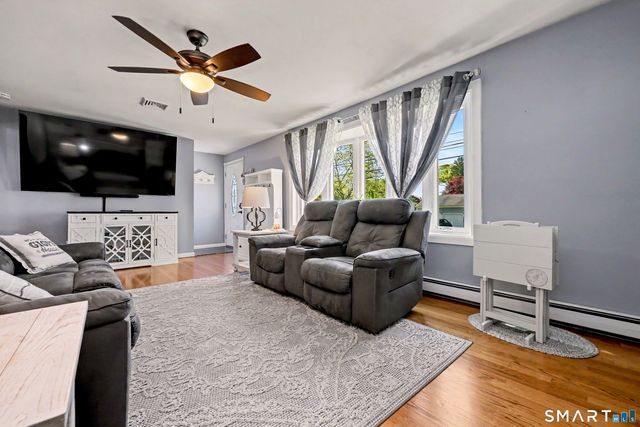20 Post Oak Road, Stratford, CT 06614