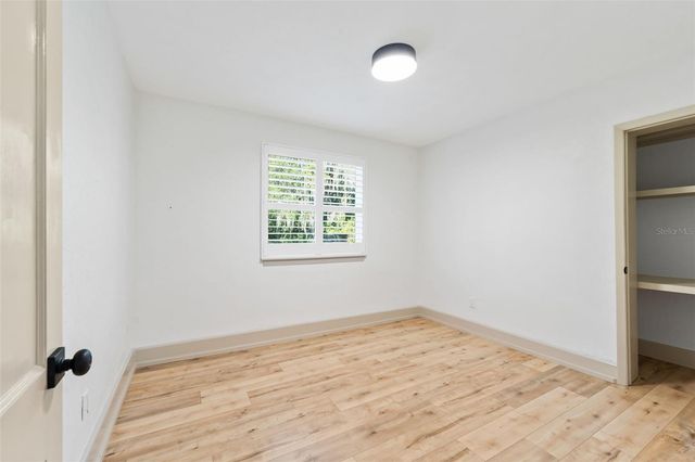 815 NE 12TH AVENUE, Gainesville, FL 32601