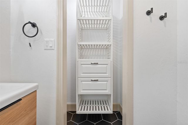 815 NE 12TH AVENUE, Gainesville, FL 32601