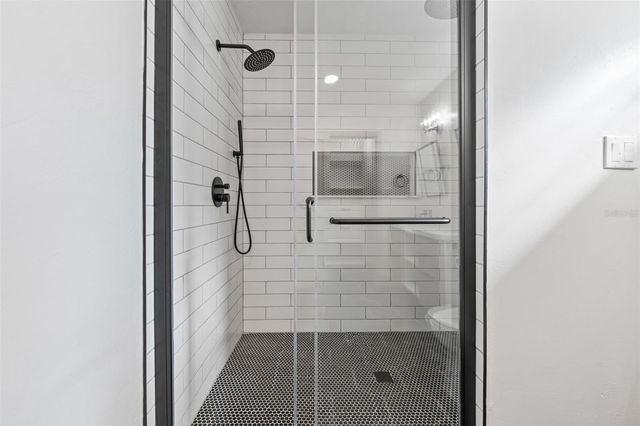 815 NE 12TH AVENUE, Gainesville, FL 32601