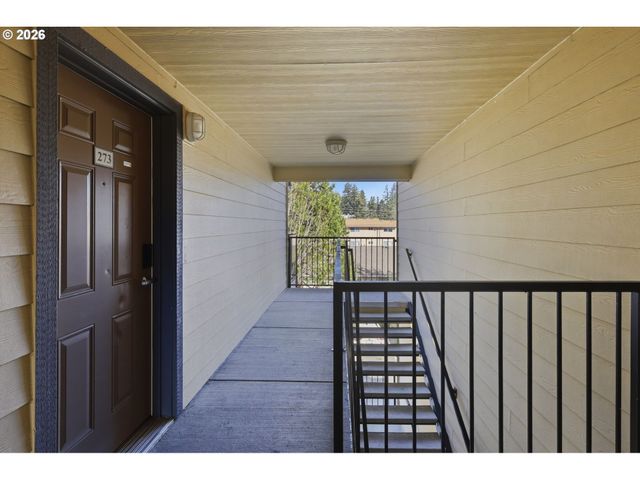 273 Se 162ND Ave, Portland, OR 97233