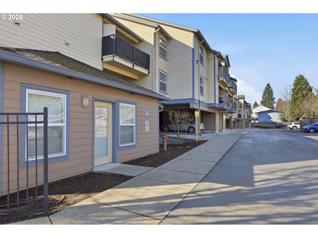 273 Se 162ND Ave, Portland, OR 97233