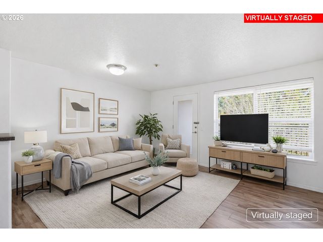 273 Se 162ND Ave, Portland, OR 97233