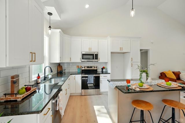 0 Johnson Mountain Rd, Huddleston, VA 24104