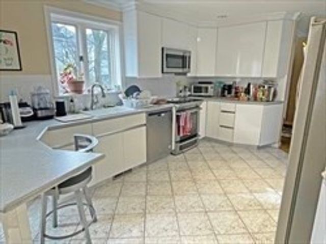 21 Hamlet Street 21, Newton, MA 02459