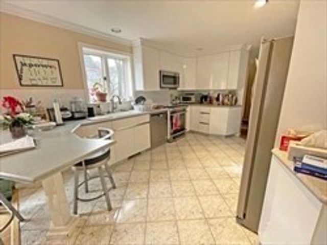 21 Hamlet Street 21, Newton, MA 02459