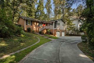 1460 A Valley View Road, Dunwoody, GA 30338