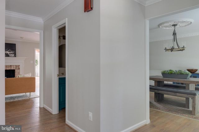701 RIDGE DR, Mclean, VA 22101