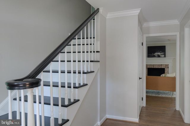 701 RIDGE DR, Mclean, VA 22101