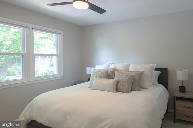 701 RIDGE DR, Mclean, VA 22101