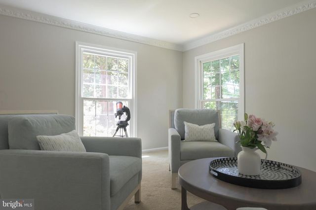 701 RIDGE DR, Mclean, VA 22101