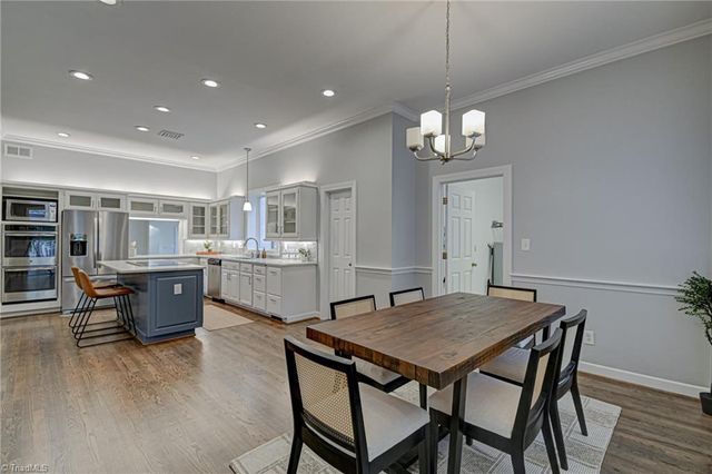 3732 Kaismore Court, Winston-salem, NC 27106