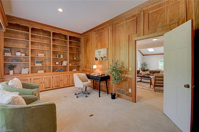 3732 Kaismore Court, Winston-salem, NC 27106