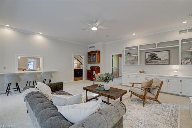 3732 Kaismore Court, Winston-salem, NC 27106