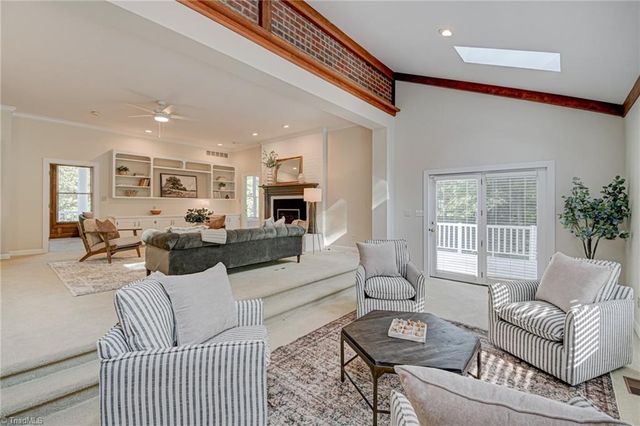 3732 Kaismore Court, Winston-salem, NC 27106